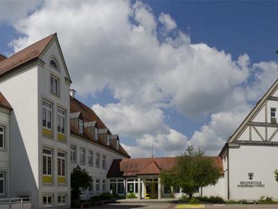Panoramaansicht der Grundschule Wiedergeltingen